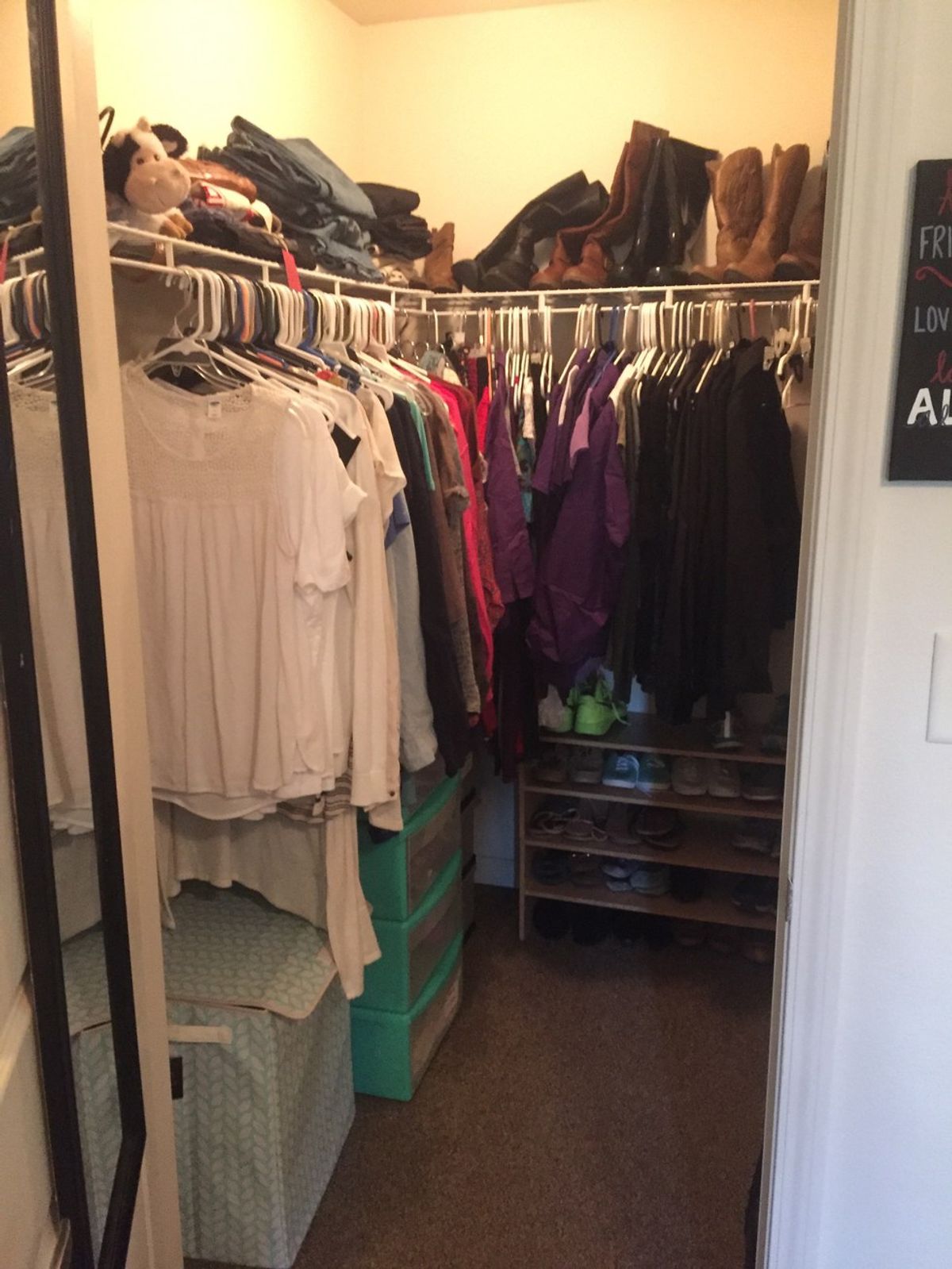 5 Things Every College Girl Needs In Her Closet