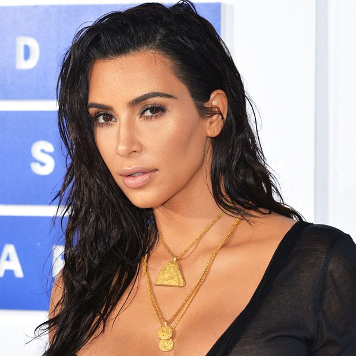 What Twitter's Reaction To Kim Kardashian Being Robbed Show Us