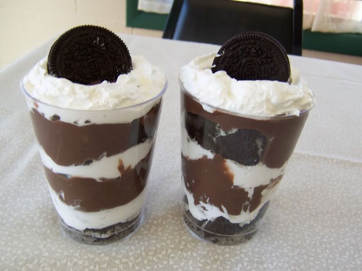 Dorm Room Desserts: No Bake Oreo Cheesecake Parfaits