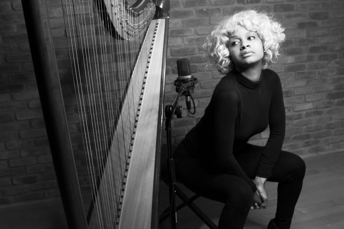 Singer/Harpist Tulani Visits Georgia State