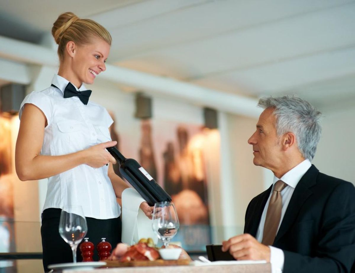 10 Types Of Customers Waitresses Always See