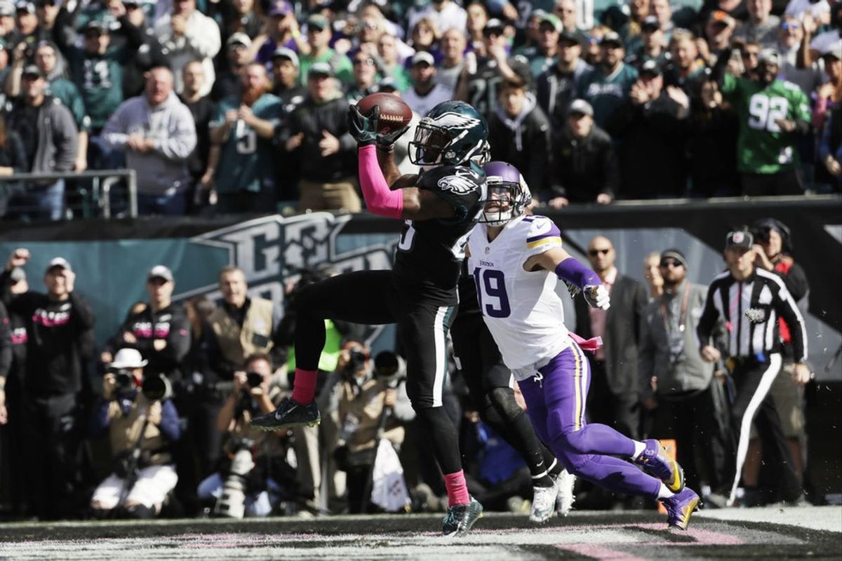 Birds Back On Track: Eagles Defeat Vikings 21-10