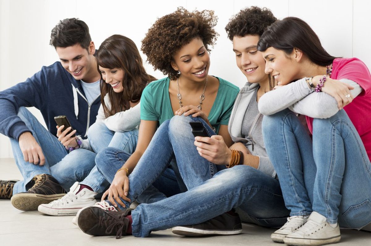 5 Social Media Challenges for Millennials