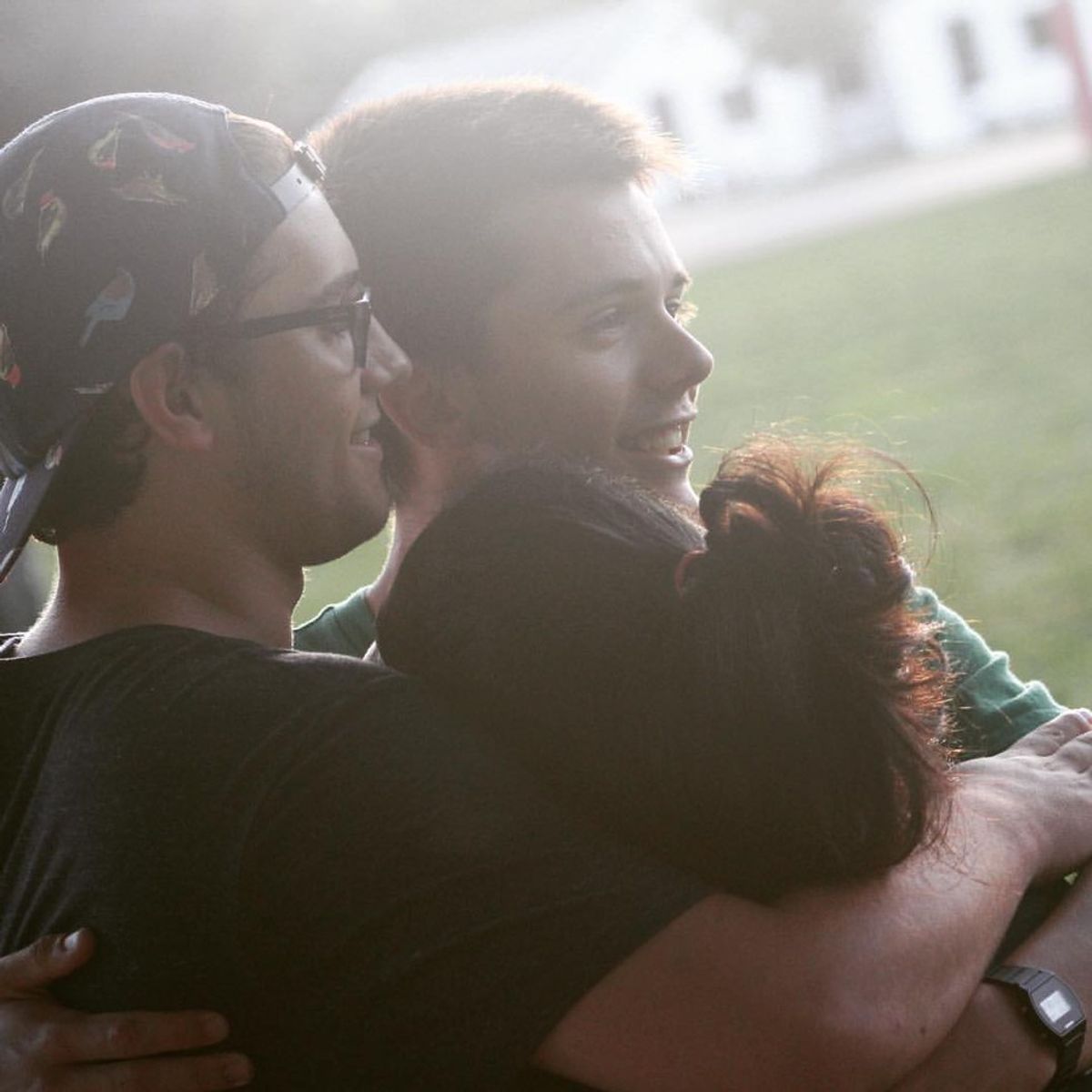 Five Reasons Why You Need to Start Hugging People More