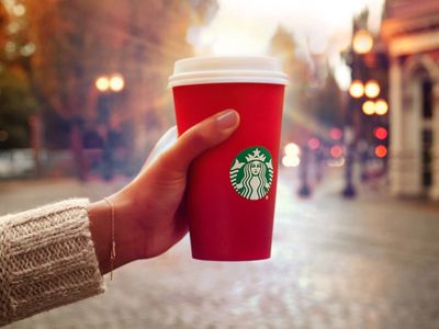 This Year, You Can Order 2 Vegan Holiday Drinks at Starbucks