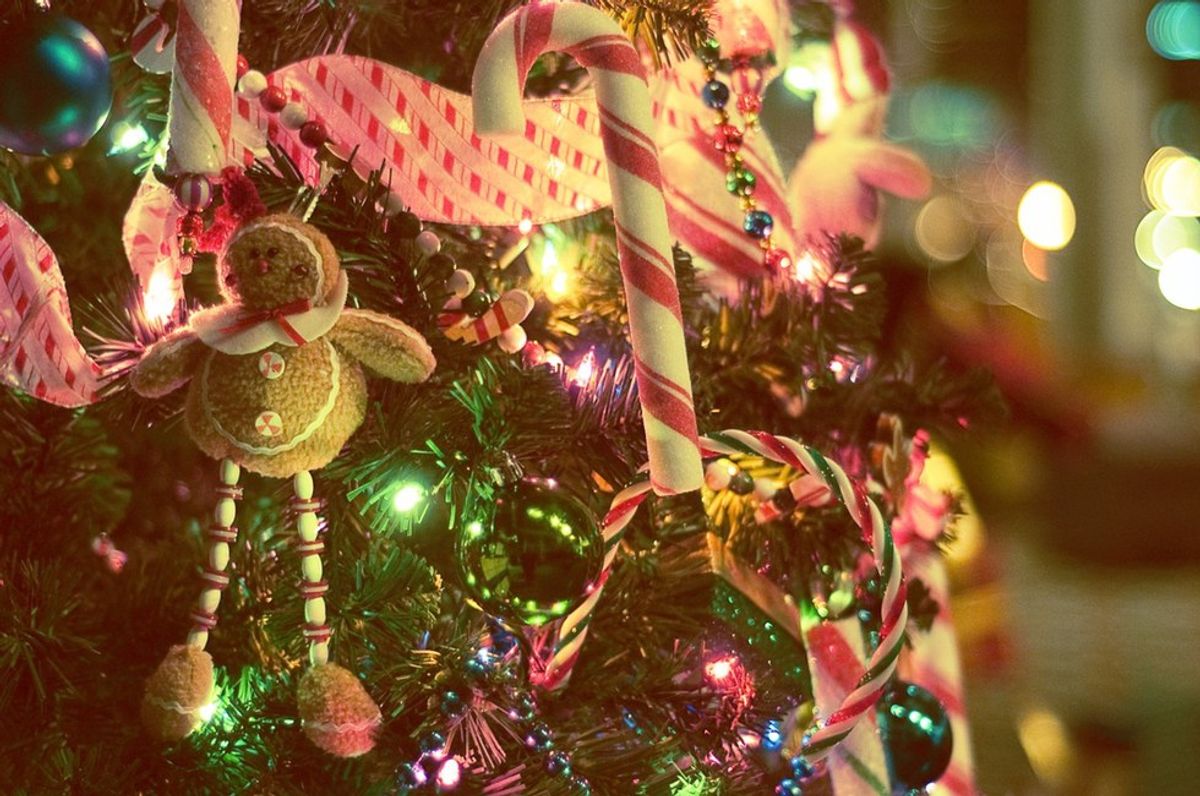 6 Ways to Give Rather than Receive This Holiday Season