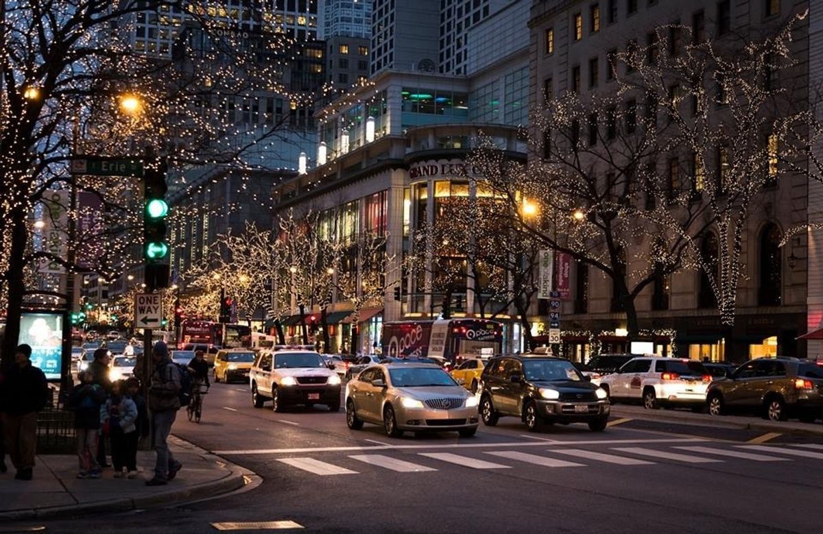 7 Signs You Are In Chicago For The Holidays