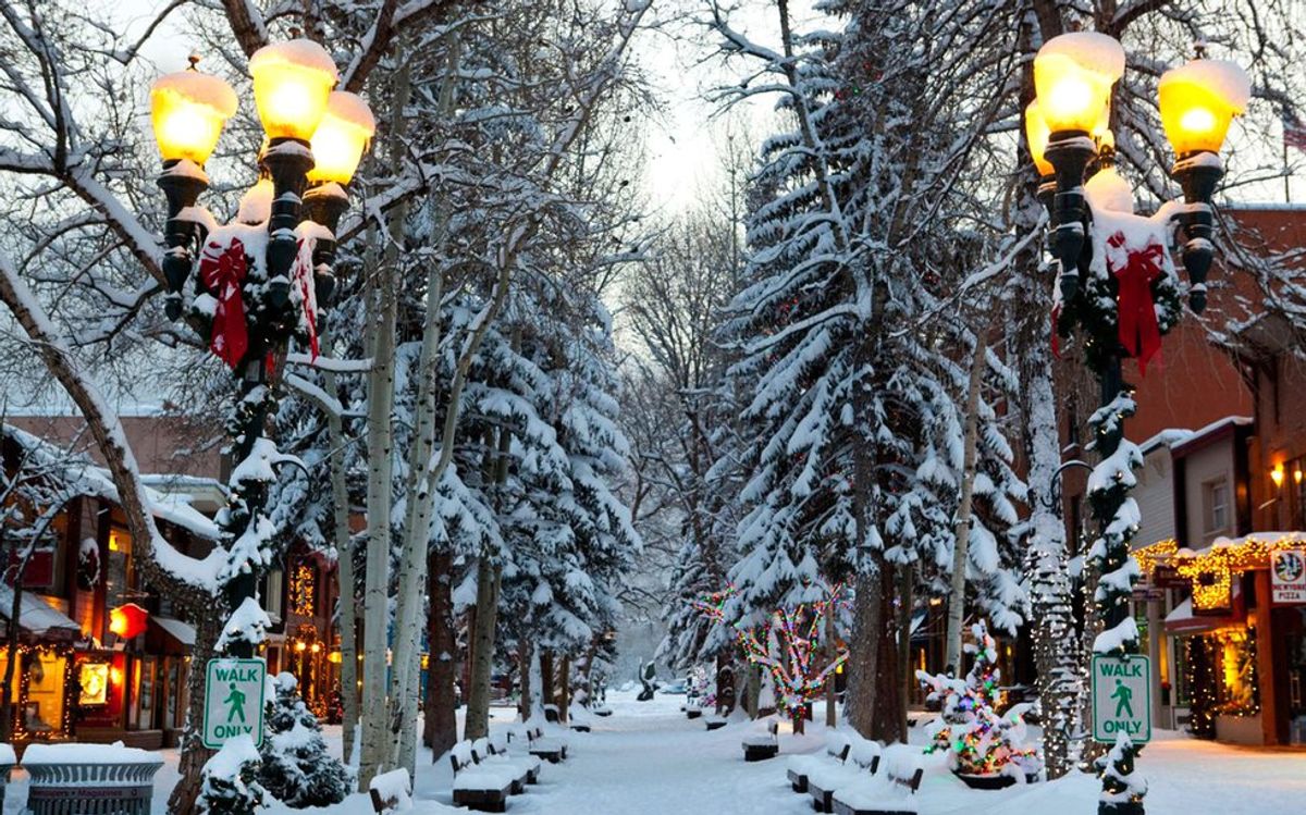 20 Christmas Towns To Add To Your Bucket List