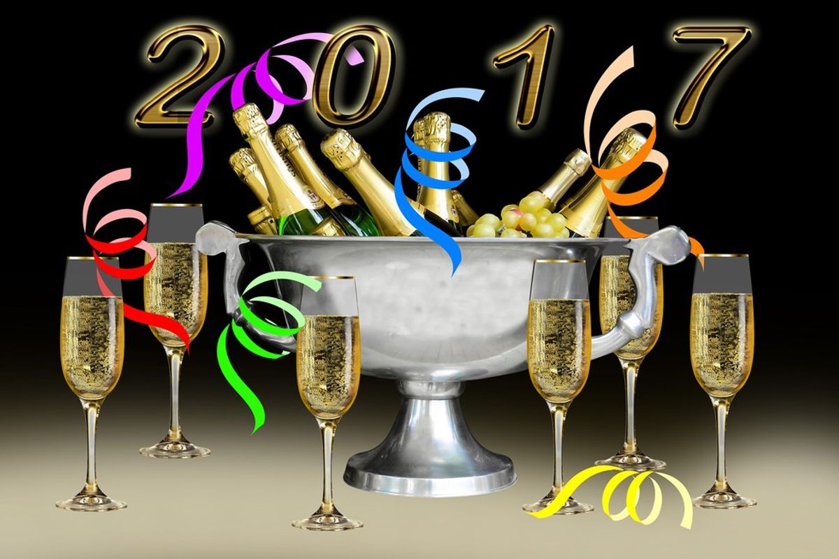 Five Ways To Stay Safe and Have Fun On New Years Eve