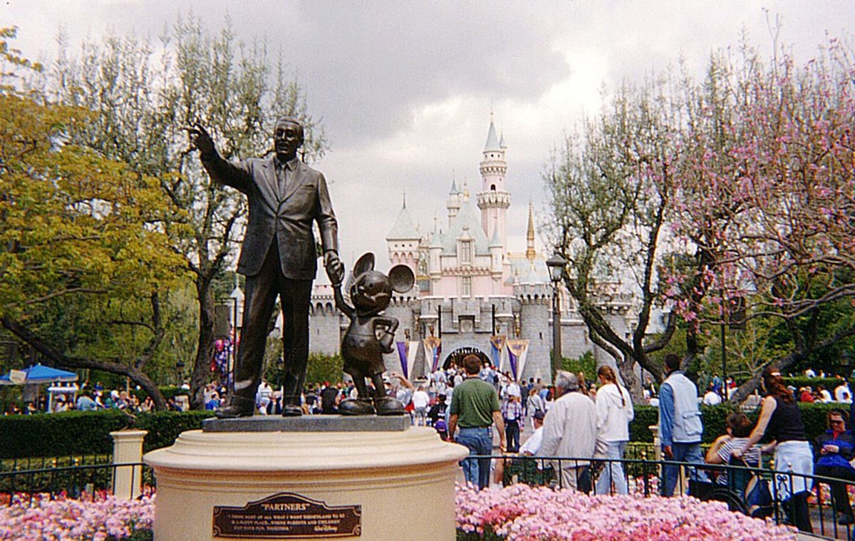 5 Spooky Disneyland Stories