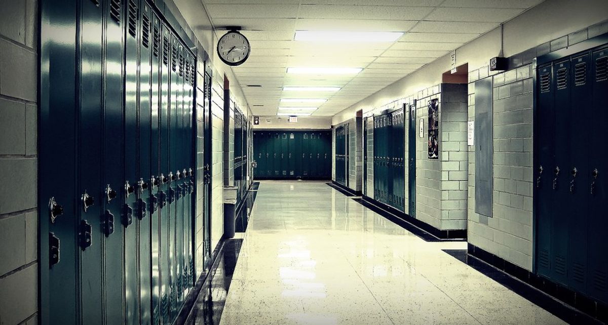 5 Cringe-Worthy Middle School Memories