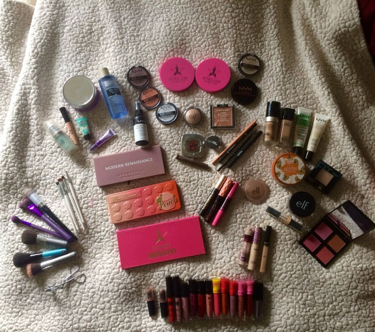 12 Things All Makeup Lovers Understand On A Personal Level