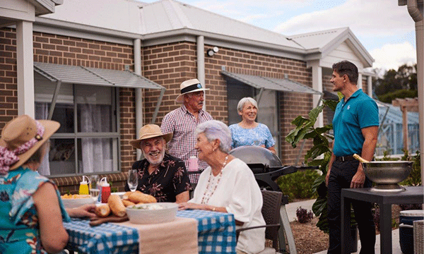 4 Benefits of Living In a Retirement Village