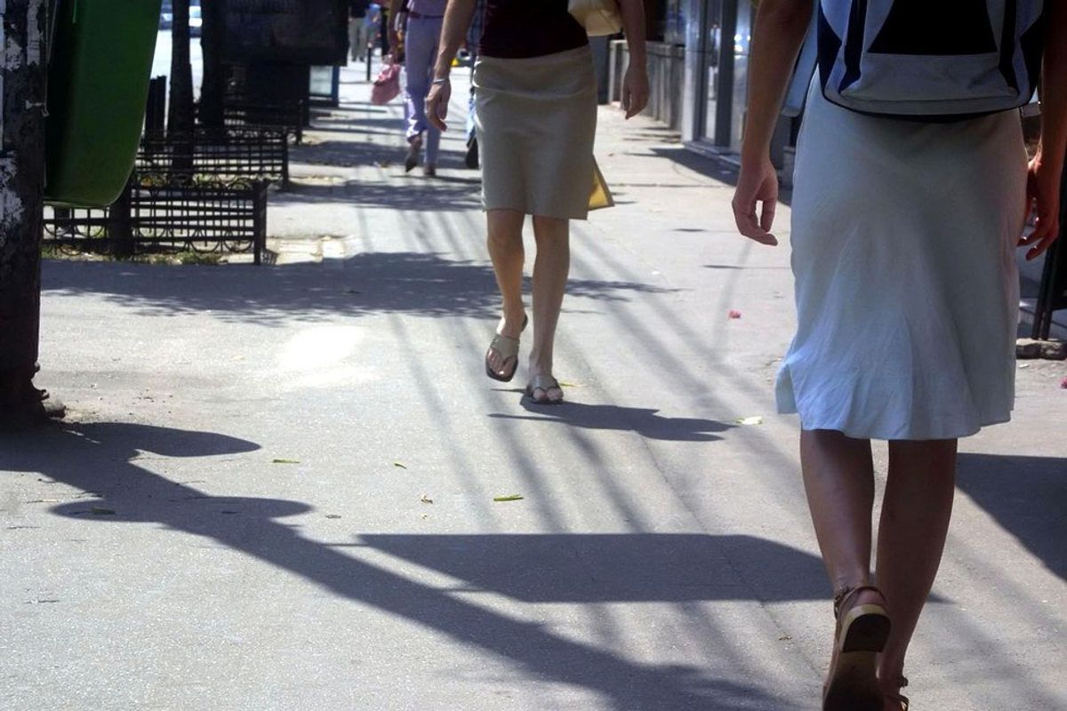 Video: The Hard Truth About Walking On The Sidewalk