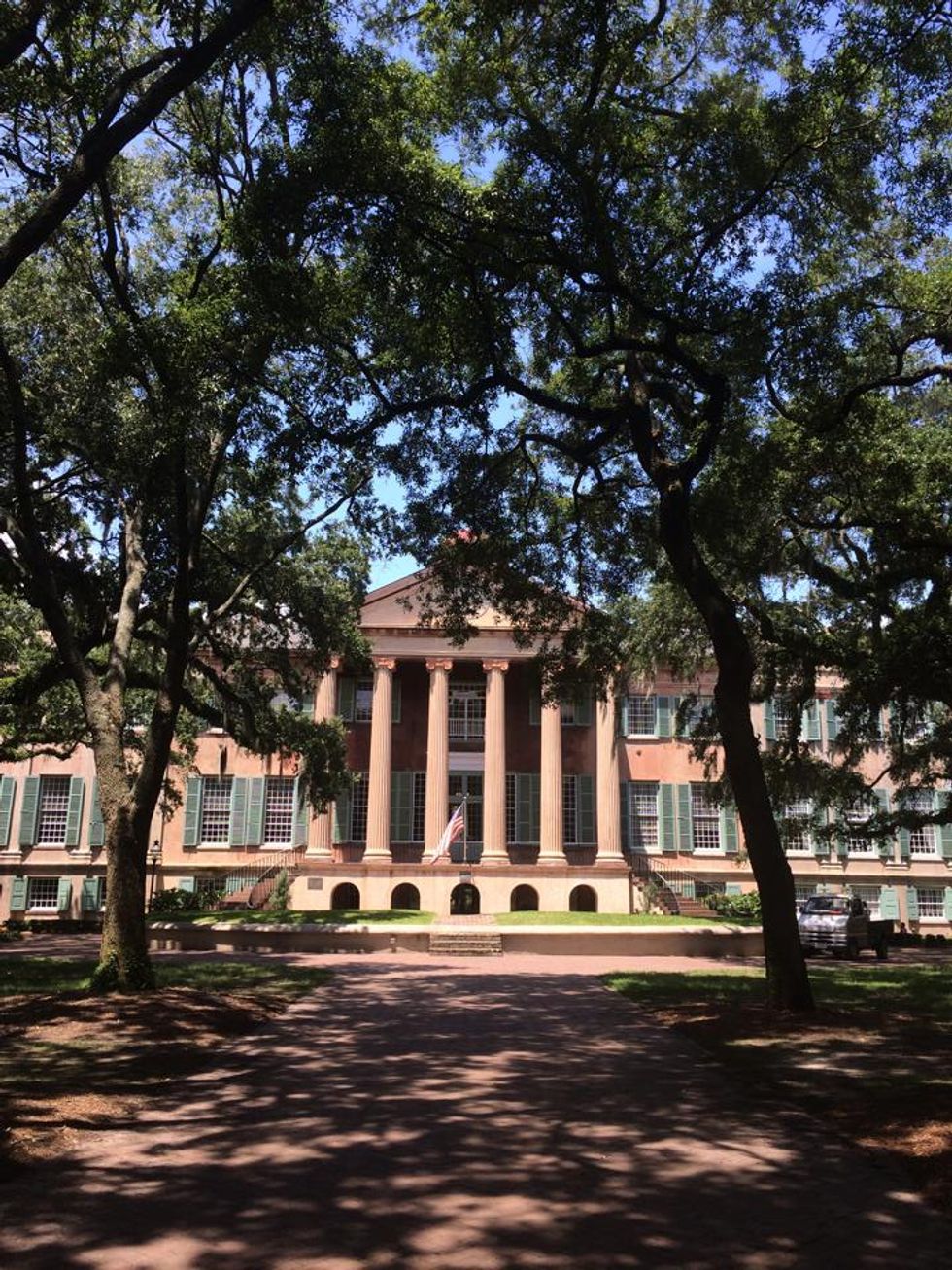 15 Reasons Why Going To School At The College Of Charleston Is Awesome