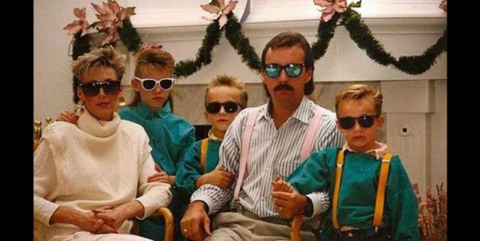 11 Awkward Holiday Photos That Will Make You Less Embarrassed of Your Family This Season