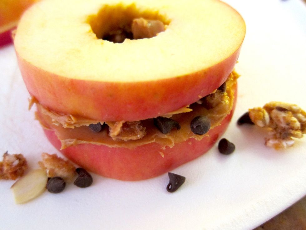 10 Healthy Study Snacks To Get You Through Finals Week