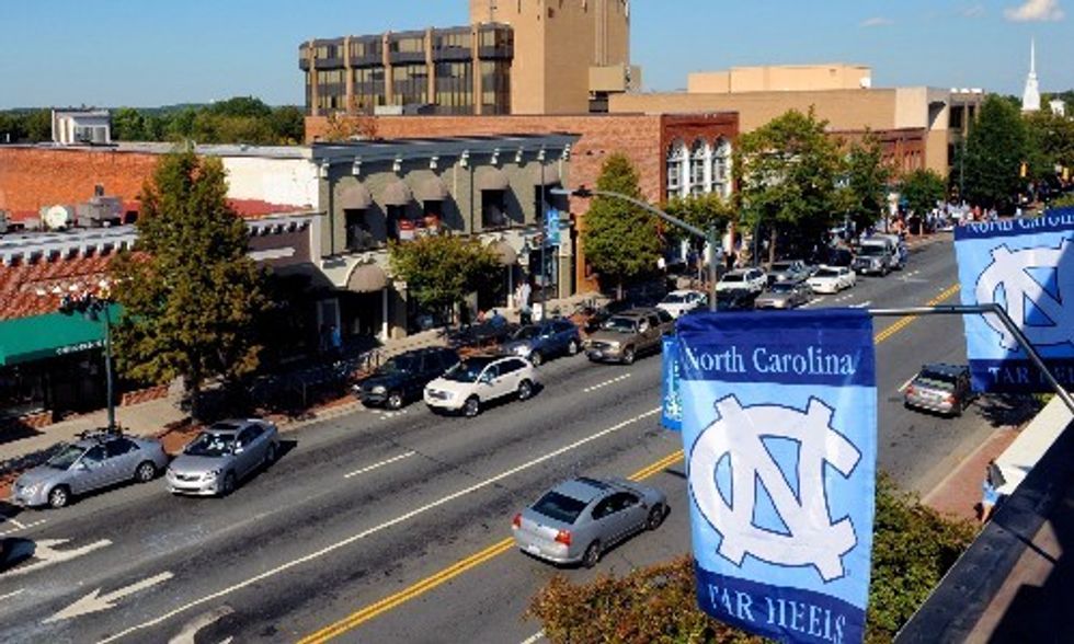 The Best Places to Eat Outside in Chapel Hill