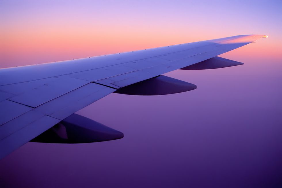 Fifteen Thoughts You Have While Flying