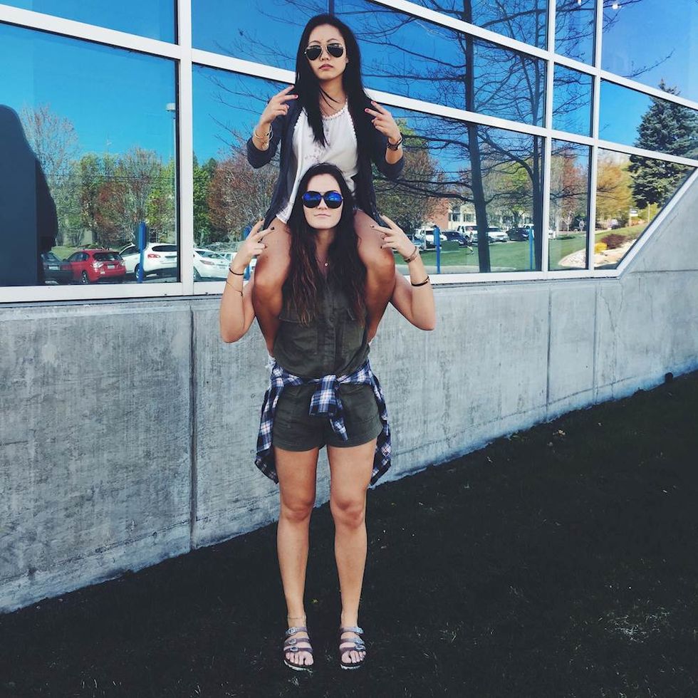 7 Struggles Of Being The Tall Friend In The Friend Group