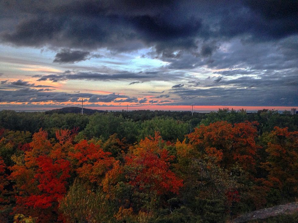 9 Must-Do Fall Hikes Of The Upper Peninsula