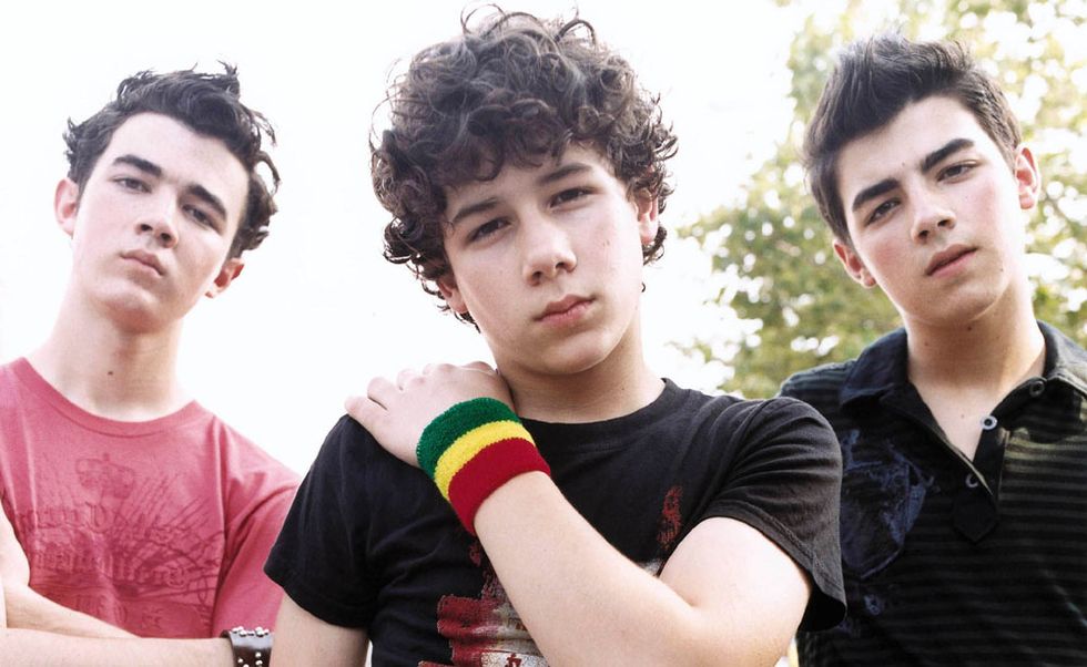 Signs You Were Obsessed With The Jonas Brothers