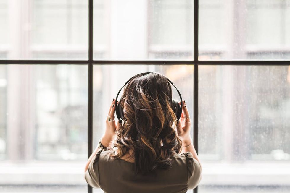 8 Songs To Make Your Walk To Class More Bearable