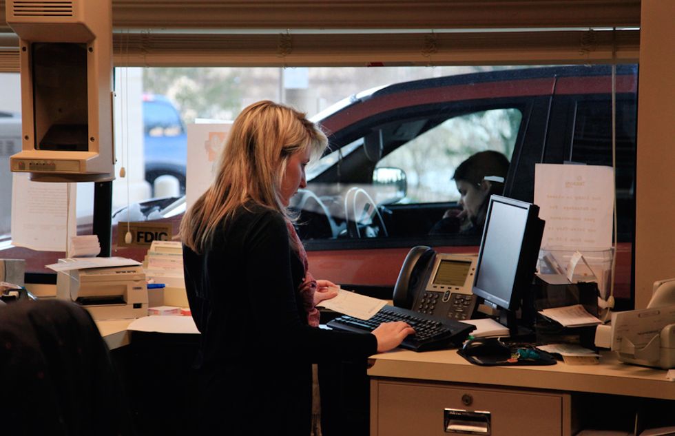 5 Things I Learned By Working As A Bank Teller