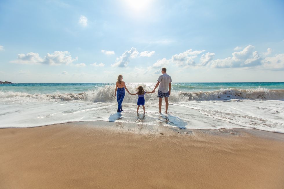 4 Ways To Survive A Family Vacation