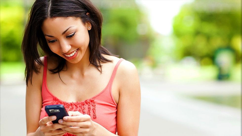 6 Things You Text Your Mom All The Time