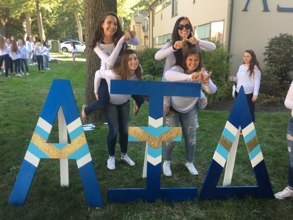 12 Thoughts PNMs Have When Going Through Sorority Recruitment