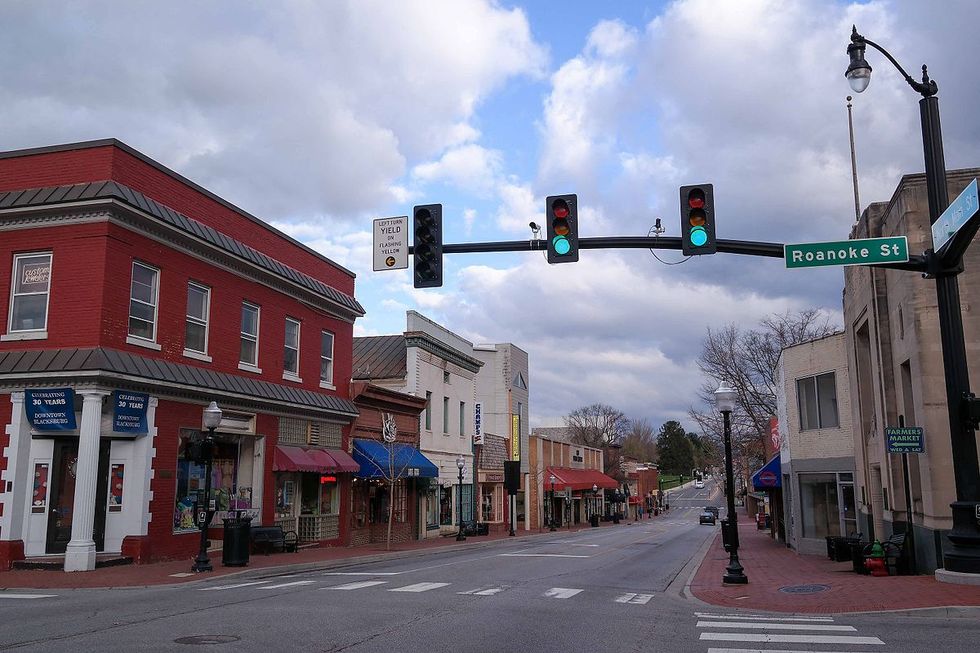 11 Things You Know If You Grew Up In A Small Town