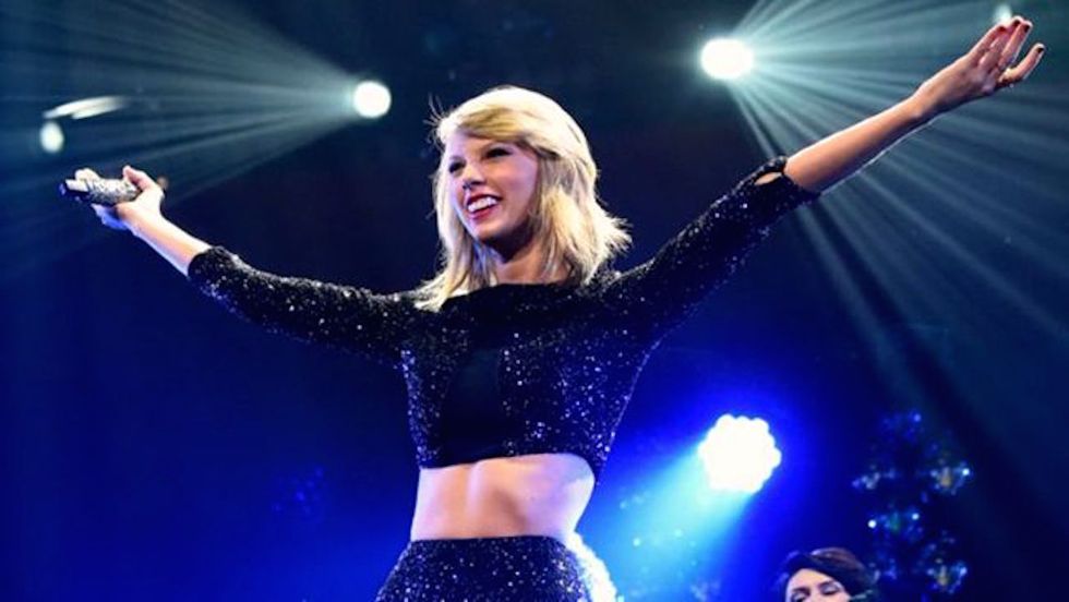 13 Reasons Taylor Swift Is The Best