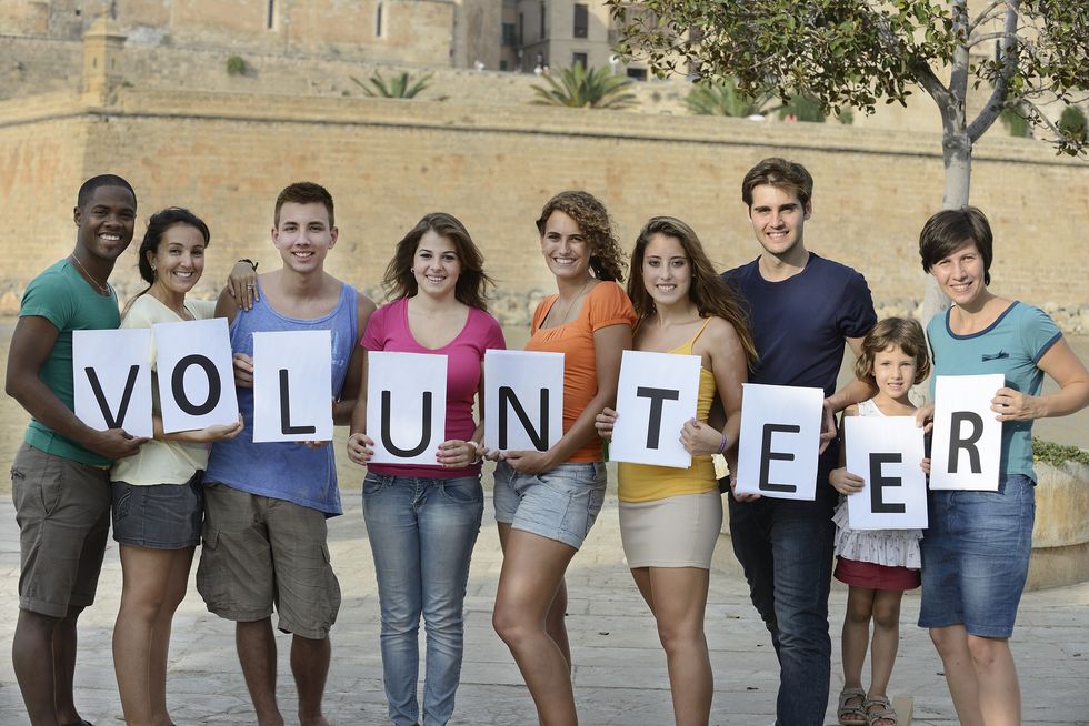 5 Reasons Why You Should Volunteer