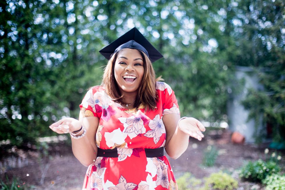 5 Things The Single 22-Year-Old Who Is About To Graduate Should Remember