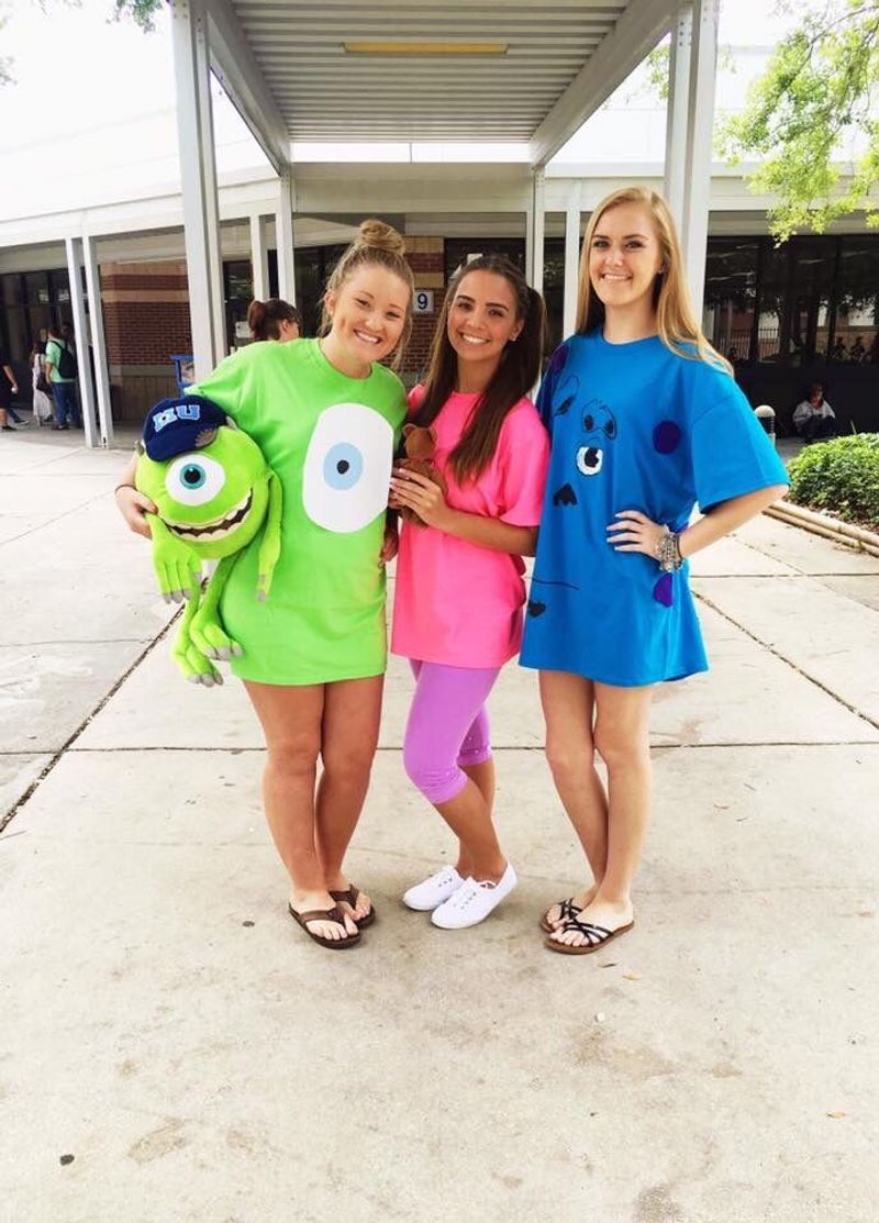 43 On-Point Halloween Costume Ideas For You And Your Squad