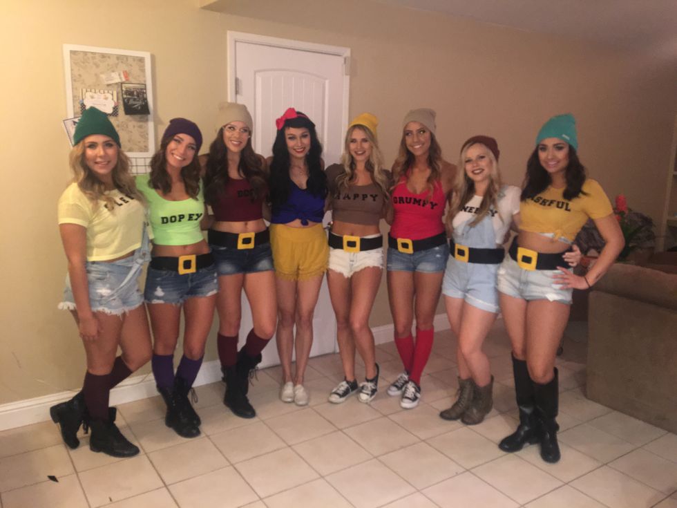 25 Easy, Last Minute Halloween Costumes For Groups Of Any Size