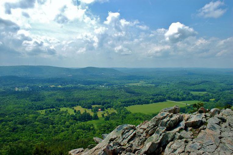 11 Must See Places In Arkansas