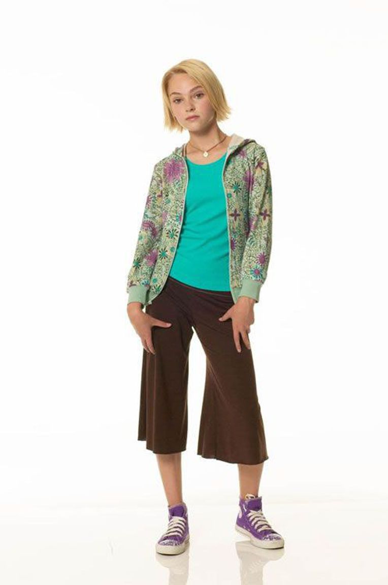 The Cringiest Middle School Outfit Essentials Are Making a