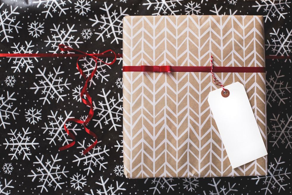 10 DIY Projects To Make For The Holidays