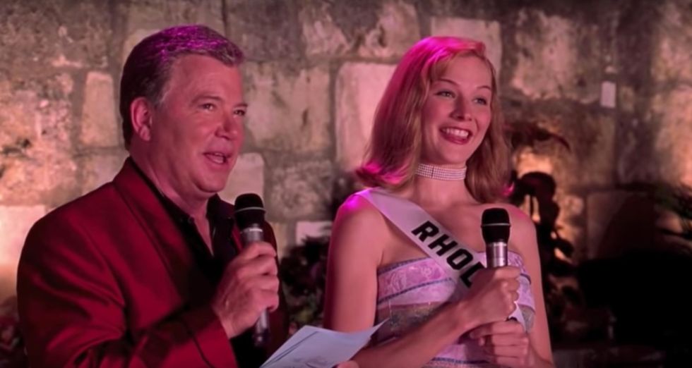 25 Date Ideas That Are Miss Congeniality Approved For Everyday, Not Just April 25th