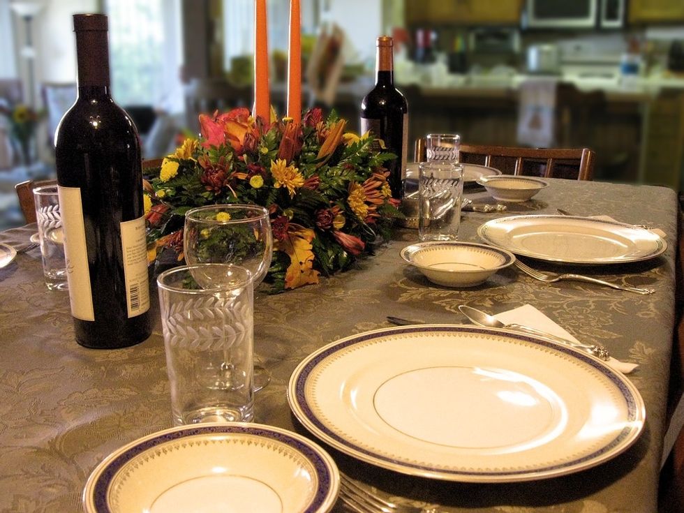 10 Thanksgiving Dinner Table Topics