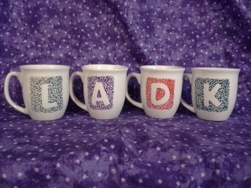 DIY Monogramed Mugs For Your Teacher Teammates