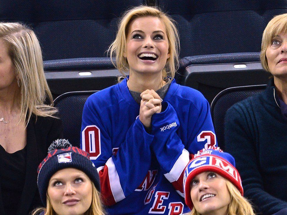 Here's The Problem With Female Hockey Fans