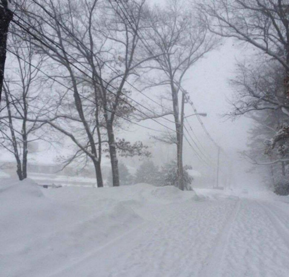 15 Stages of a Snow Day in College