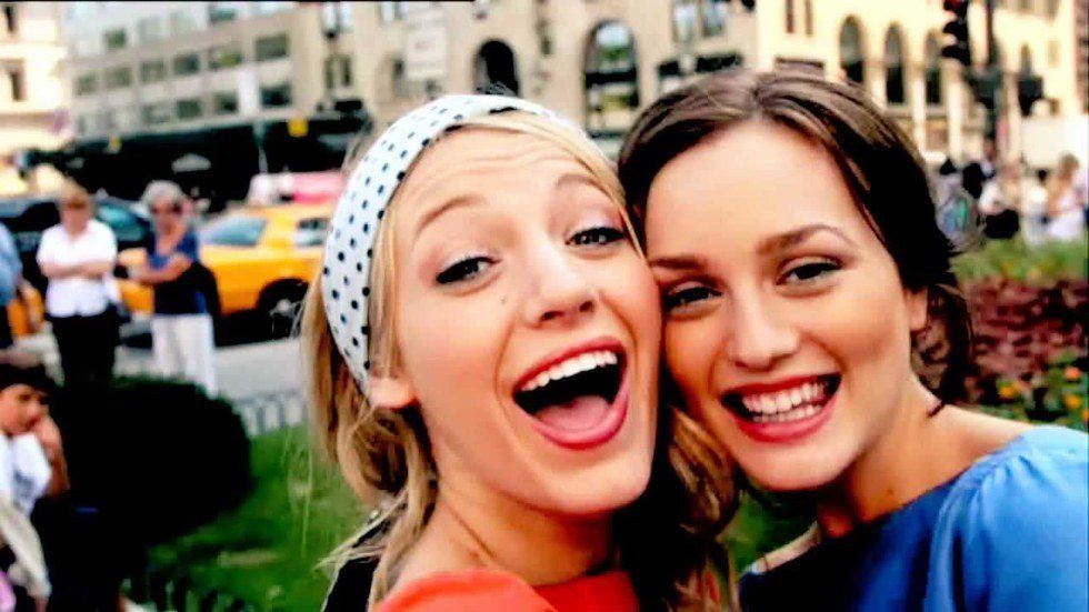 18 Signs You're A Little Too Comfortable With Your Best Friends