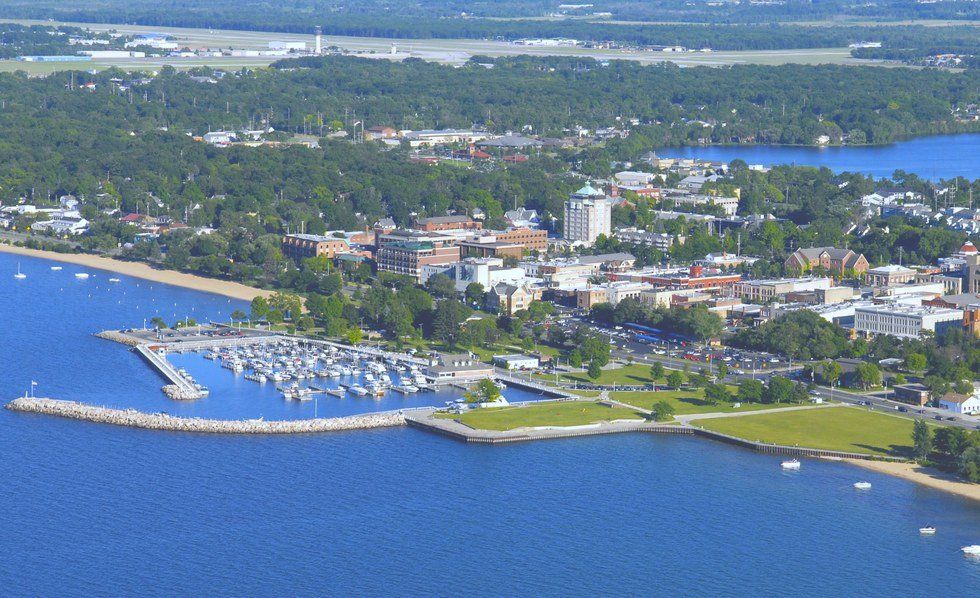 15 Signs You Grew Up In Traverse City, Michigan