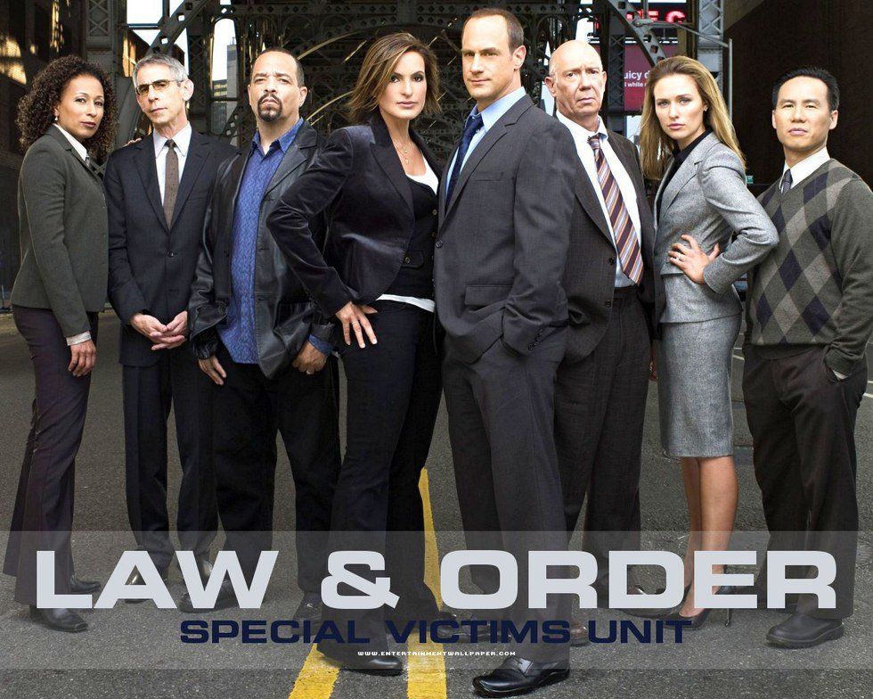 17 Signs You're Addicted To 'Law and Order: SVU'