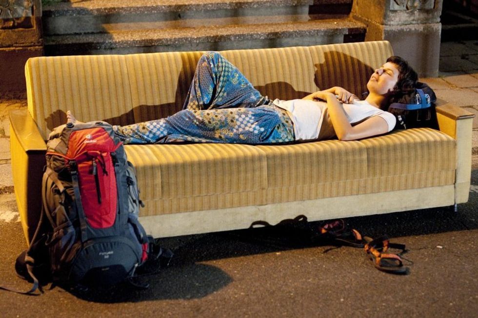 10 Thoughts When Couch Surfing