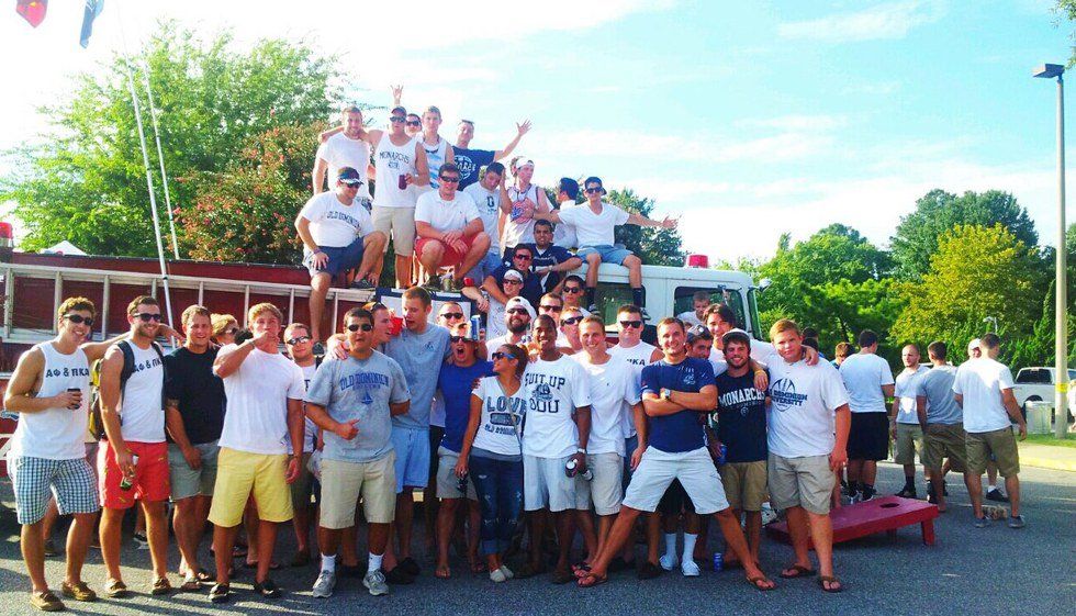 30 Male Celebrities That Were In Fraternities